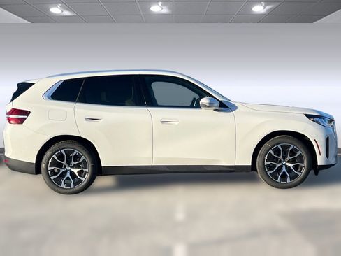 Used 2026 BMW X3 xDrive30i w/ Premium Package AWD/4WD image 7