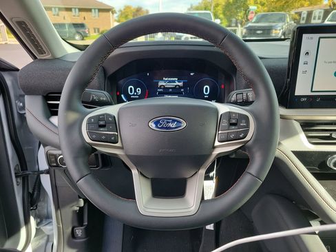New 2026 Ford Explorer Active w/ Active Comfort Package image 22