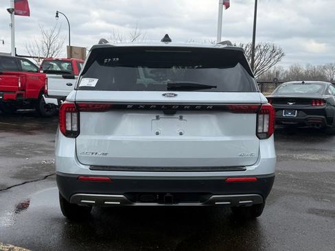 New 2026 Ford Explorer Active w/ Active Comfort Package image 7