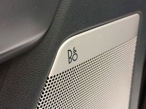 Used 2021 Ford F150 Lariat w/ Equipment Group 502A High image 19