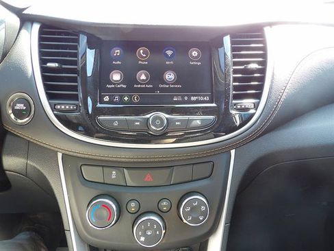 Certified 2022 Chevrolet Trax LT w/ Driver Confidence Package AWD/4WD image 21