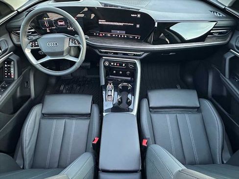 New 2025 Audi Q5 Premium Plus image 18
