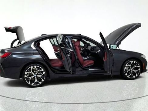 Used 2025 BMW 330i Sedan RWD image 20