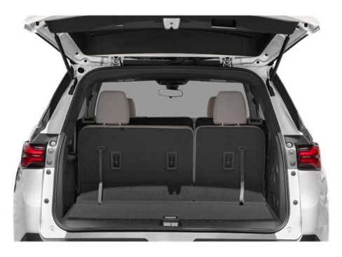 Certified 2023 Chevrolet Traverse LT image 13