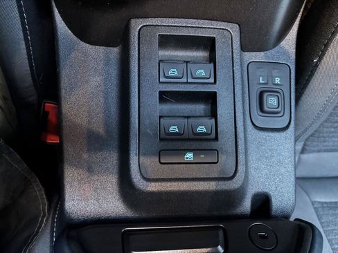 Used 2022 Ford Bronco Outer Banks AWD/4WD image 17