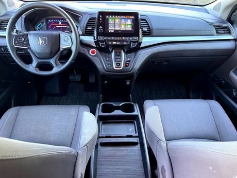 Used 2022 Honda Odyssey EX image 21