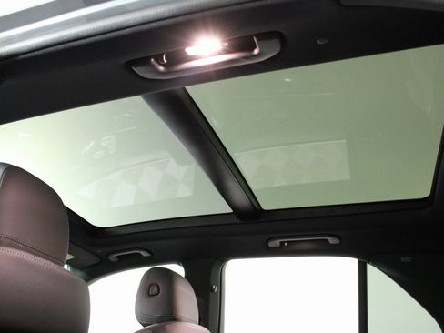 Certified 2026 Mercedes-Benz GLE 450 4MATIC image 14