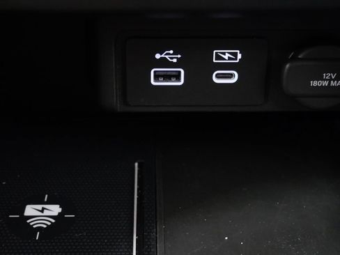 Used 2025 Honda Passport Black Edition image 22