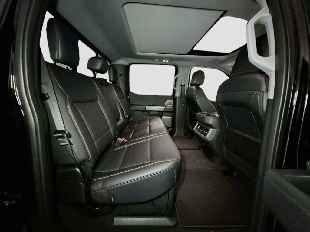 New 2026 Ford F350 Lariat w/ Lariat Premium Package AWD/4WD image 33