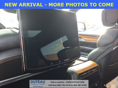 Used 2024 Jeep Grand Wagoneer Series III w/ Rear Seat Video Group 1 image 12