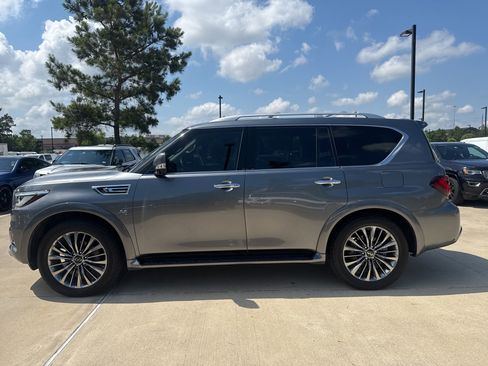 Used 2019 INFINITI QX80 Luxe w/ 22" Wheel Package AWD/4WD image 7