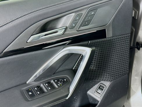 Used 2025 BMW X1 xDrive28i image 15