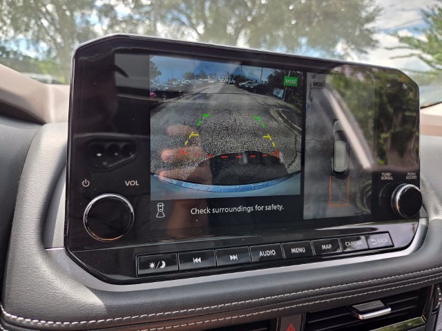 Used 2023 Nissan Rogue Platinum w/ Platinum Premium Package FWD image 30