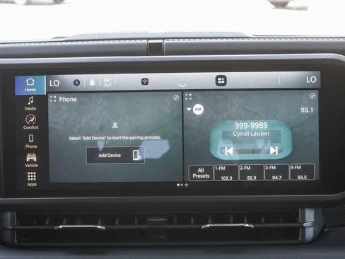 Used 2024 Jeep Wrangler Unlimited Rubicon AWD/4WD image 13