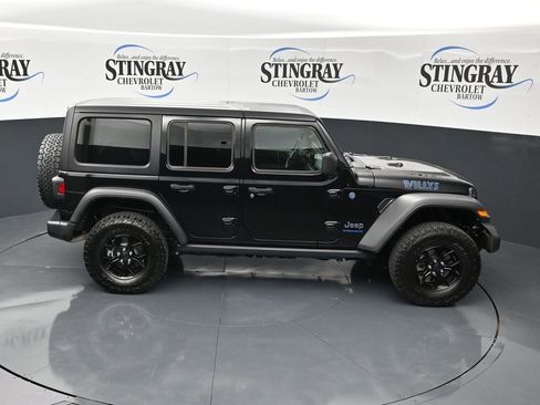 Used 2025 Jeep Wrangler Unlimited Sport S 4xe AWD/4WD image 16