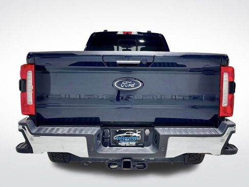 Used 2023 Ford F250 Lariat w/ Chrome Package image 8