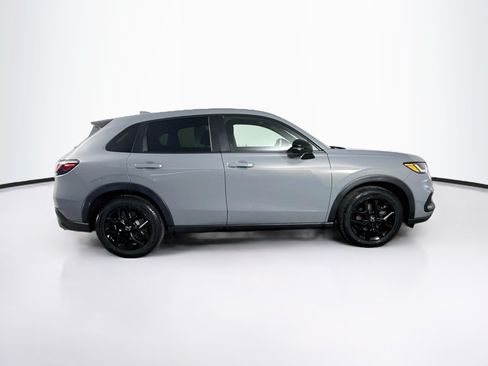 Used 2025 Honda HR-V Sport image 2