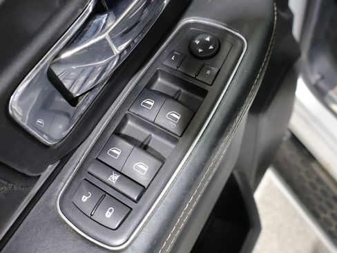 Used 2014 RAM 1500 Limited AWD/4WD image 17