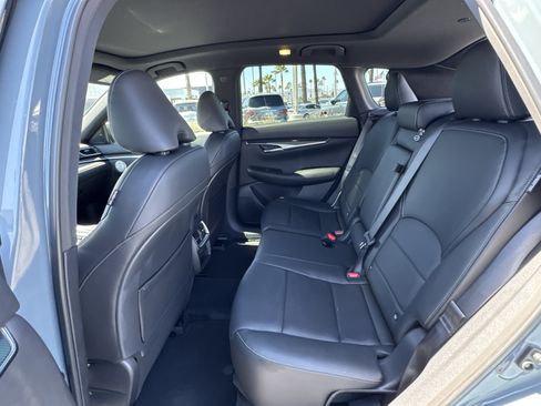 Used 2025 INFINITI QX50 Sport w/ Cargo Package image 26