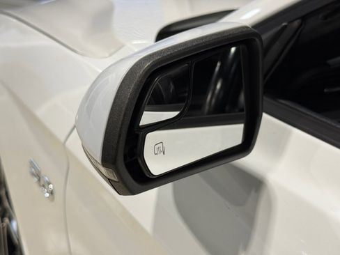 Used 2020 Ford Mustang GT Premium image 32