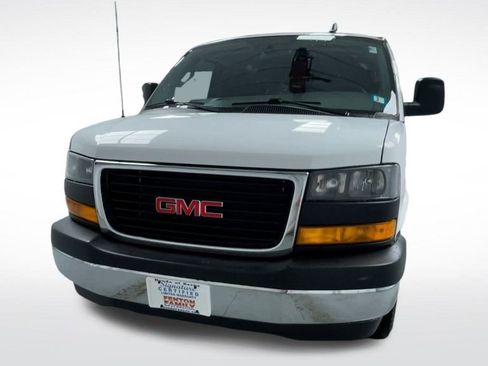 Used 2024 GMC Savana 2500 w/ Driver Convenience Package image 3