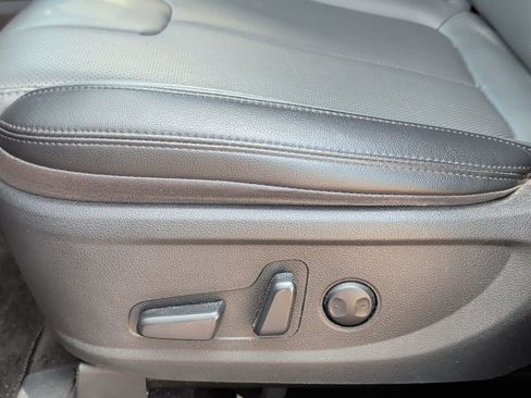 Used 2023 Hyundai Santa Fe SEL w/ Premium Package FWD image 10