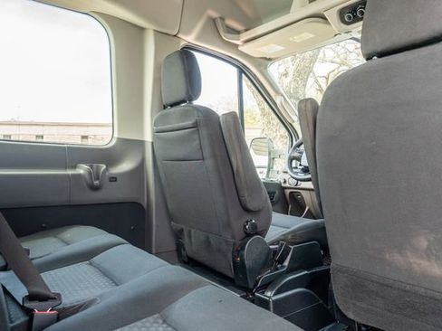 Used 2020 Ford Transit 350 XL image 34