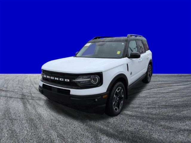 Certified 2023 Ford Bronco Sport Outer Banks w/ Tech Package AWD/4WD image 8