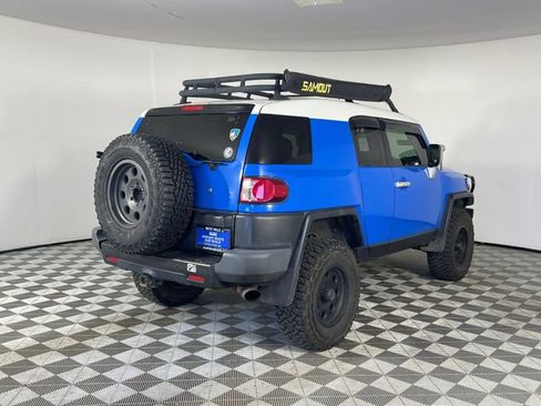 Used 2007 Toyota FJ Cruiser 4WD image 15