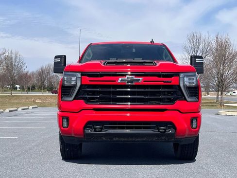 Used 2024 Chevrolet Silverado 2500 LT w/ Z71 Sport Edition image 2