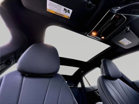 Used 2023 Mercedes-Benz EQE 350+ Sedan image 15