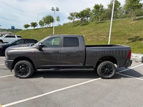 New 2026 RAM 2500 Laramie w/ Night Edition AWD/4WD image 4