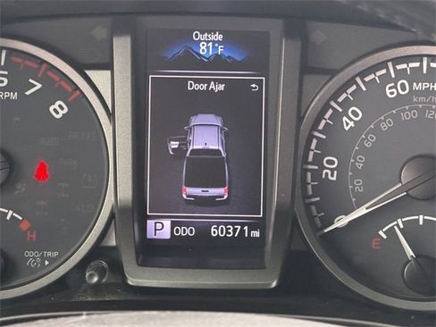 Used 2021 Toyota Tacoma TRD Sport w/ Technology Package image 14