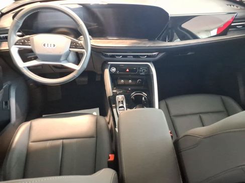 Used 2025 Audi Q5 Premium w/ Convenience Package AWD/4WD image 15