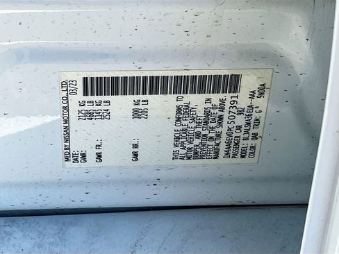 Used 2023 Nissan Maxima SR w/ Sport Mat Group image 34