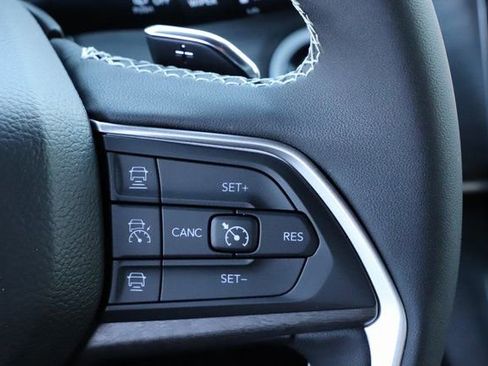 New 2025 Jeep Grand Cherokee Limited AWD/4WD image 24