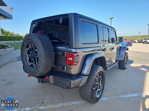 Used 2023 Jeep Wrangler Unlimited Rubicon AWD/4WD image 4