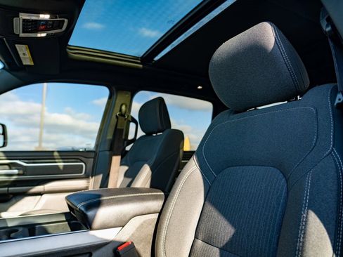 Used 2020 RAM 1500 Big Horn image 15