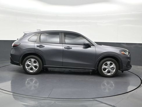 Used 2025 Honda HR-V LX image 6