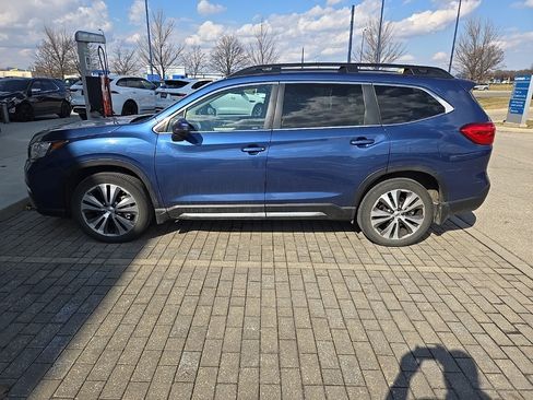 Used 2022 Subaru Ascent Limited w/ Technology Package image 8