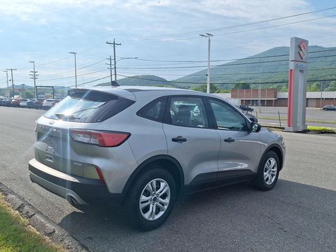 Used 2022 Ford Escape S AWD/4WD image 3