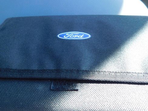 Used 2016 Ford Transit 150 XL image 37