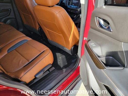 Used 2020 GMC Acadia AT4 w/ Driver Alert Package II image 11