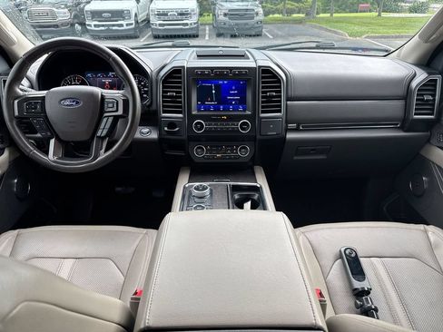 Used 2021 Ford Expedition Limited AWD/4WD image 10