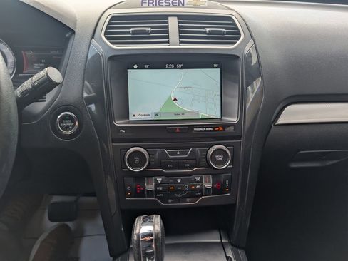 Used 2017 Ford Explorer XLT w/ Equipment Group 202A image 14
