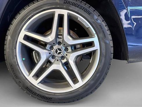 Used 2019 Mercedes-Benz GLS 550 4MATIC image 30