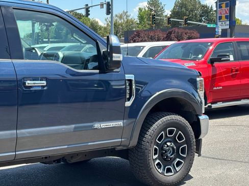 Used 2020 Ford F350 Lariat w/ Lariat Ultimate Package AWD/4WD image 4