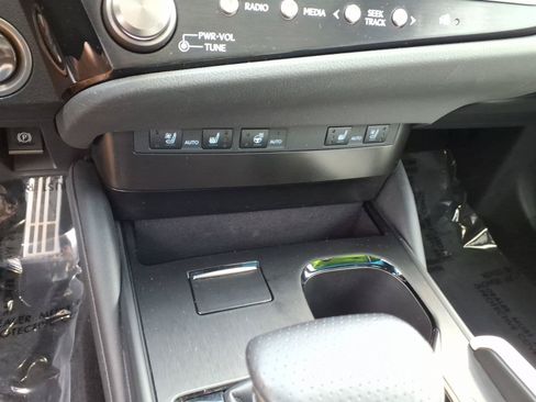 Certified 2023 Lexus ES 350 F Sport w/ Accessory Package (Z1) FWD image 19