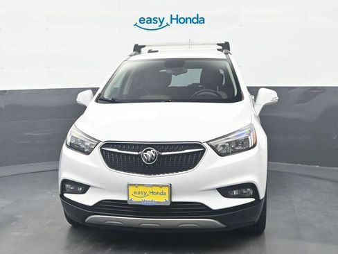 Used 2018 Buick Encore Sport Touring FWD image 3