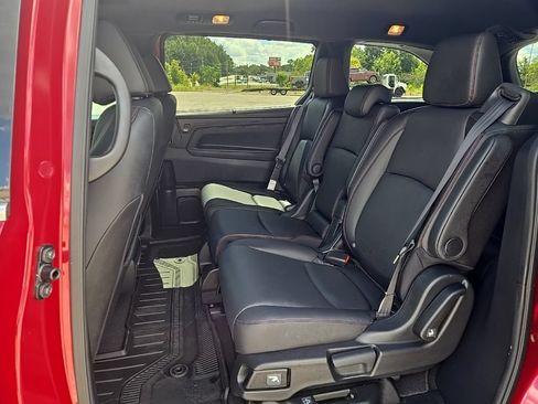 Used 2024 Honda Odyssey Sport image 18